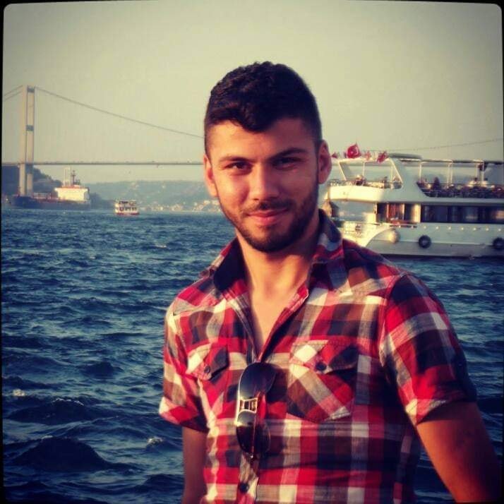 Çelik boruların altında kalan işçi hayatını kaybetti