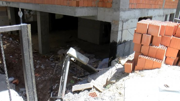 Güngören'de inşaattan düşen işçi öldü