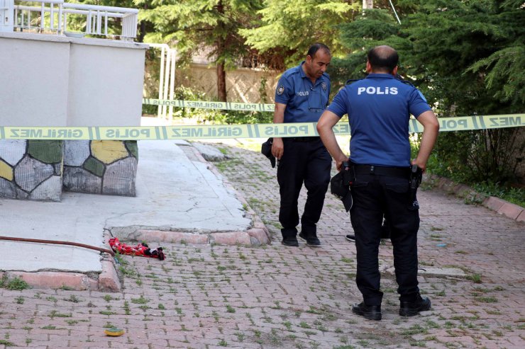 6'ncı kattan düşen 5 yaşındaki Belinay ağır yaralandı