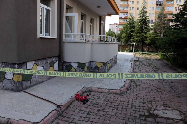 6'ncı kattan düşen 5 yaşındaki Belinay ağır yaralandı