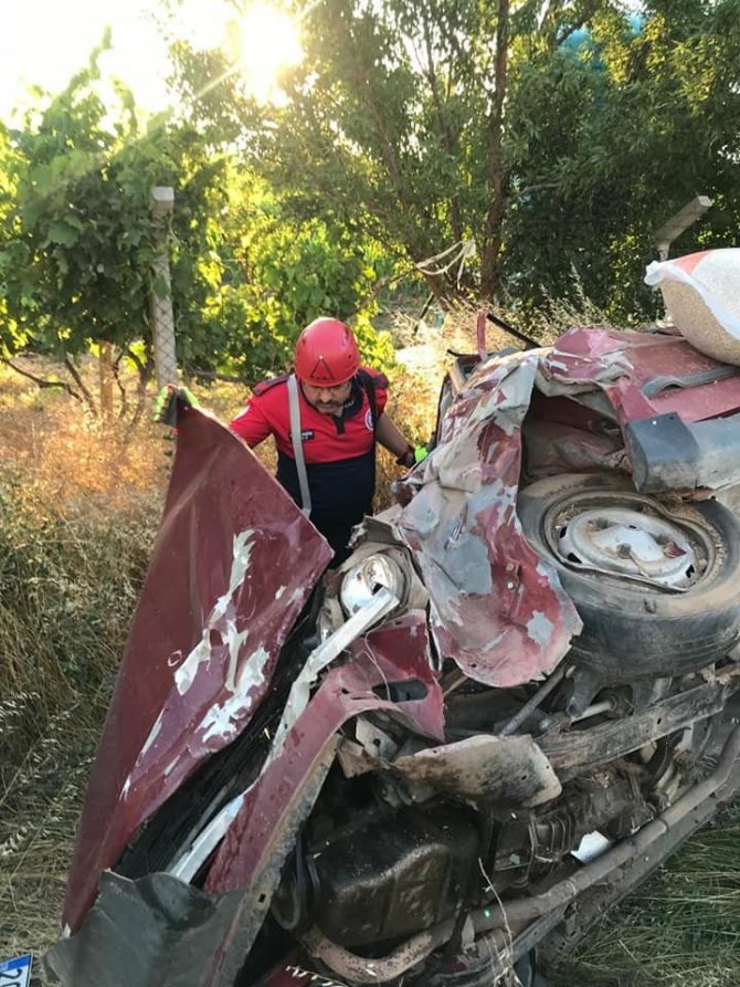 Feci kaza! 6 aylık bebek öldü, 4 yaralı