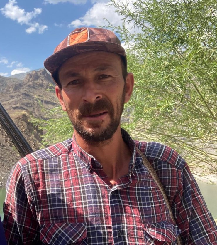 Hayvanlarını götürdüğü arazide ayı saldırısında öldü