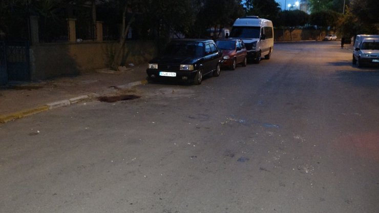 Sevgilisinin boğazını bıçakla kesti, yanına kimseyi yaklaştırmadı