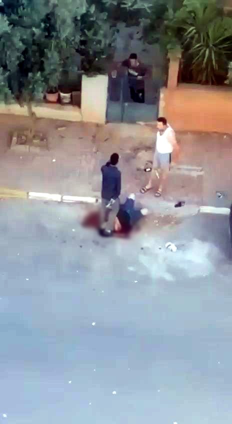 Sevgilisinin boğazını bıçakla kesti, yanına kimseyi yaklaştırmadı