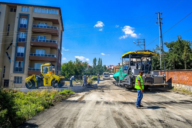 2 mahallede alt yapı çalışmaları tamamlandı