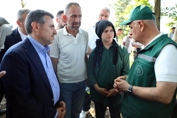 Bakan Kirişci, Düzce'de incelemelerde bulundu