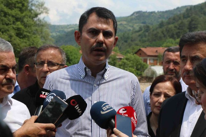 Bakan Murat Kurum afet bölgesinde