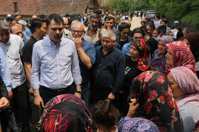 Bakan Murat Kurum afet bölgesinde