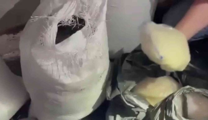 Bursa’da 20 kilo metamfetamin ele geçirildi