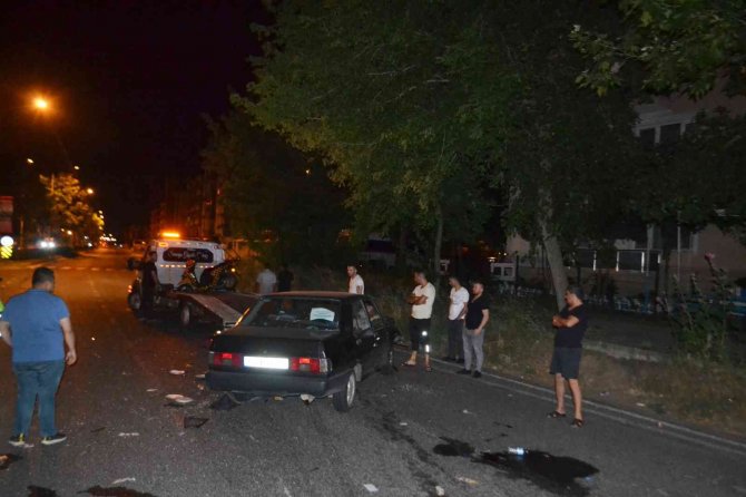 Gece yarısı feci kaza