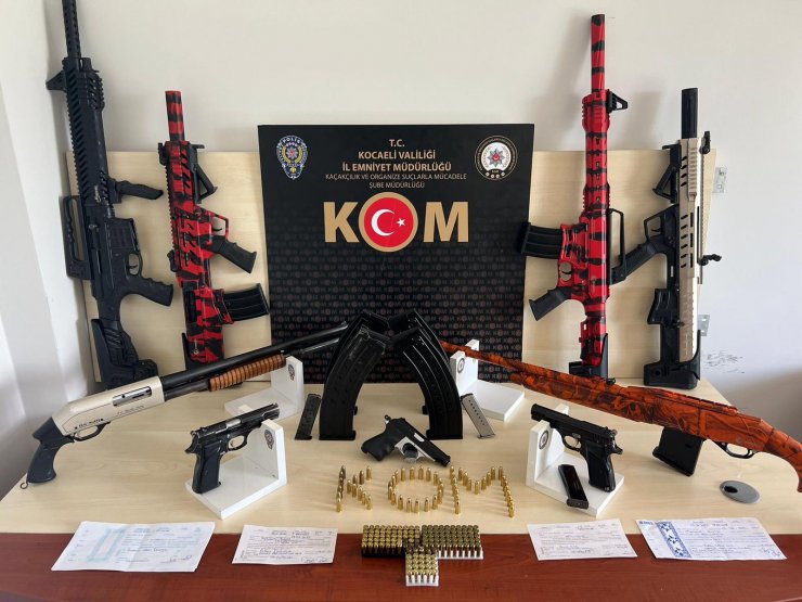 Kocaeli'de suç örgütüne operasyon: 14 gözaltı