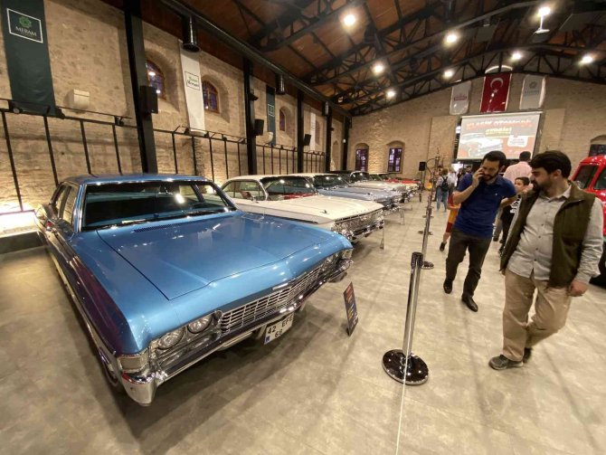 Konya'da klasik otomobil sergisi