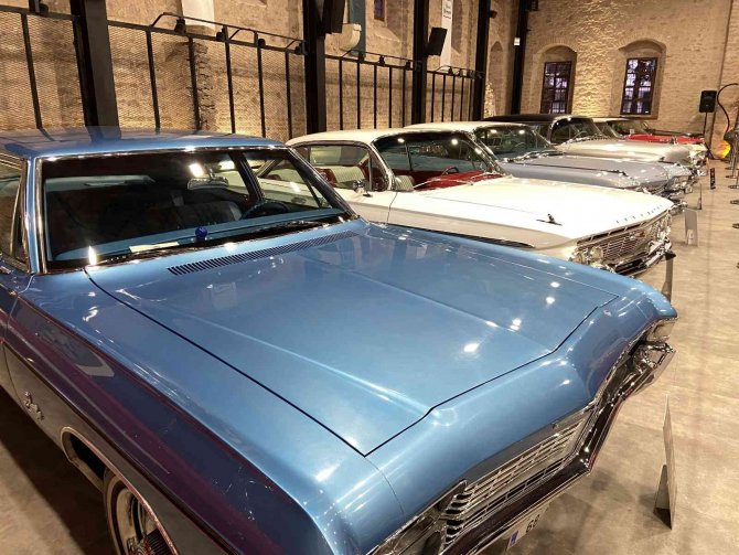 Konya'da klasik otomobil sergisi