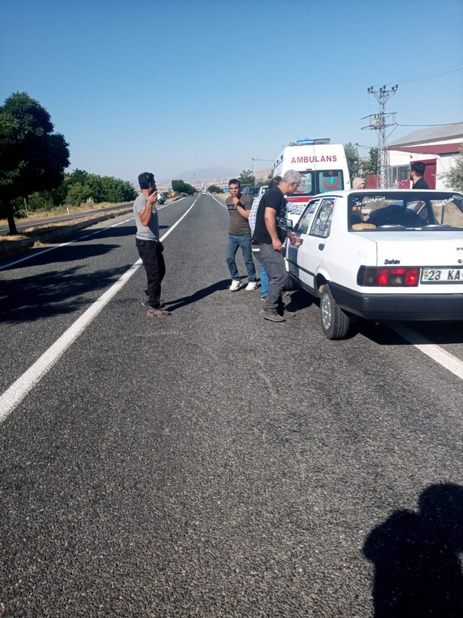 Otomobilin çarptığı yaya yaralandı