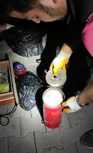 Yangın söndürme tüpünde ele geçirilen uyuşturucuya 4 tutuklama
