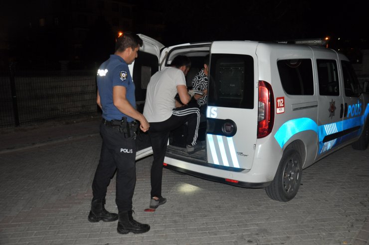 Bıçaklı kavgada ağır yaralandı