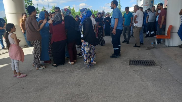 Freni boşalan traktör şarampole devrildi: 2 ölü, 2 yaralı