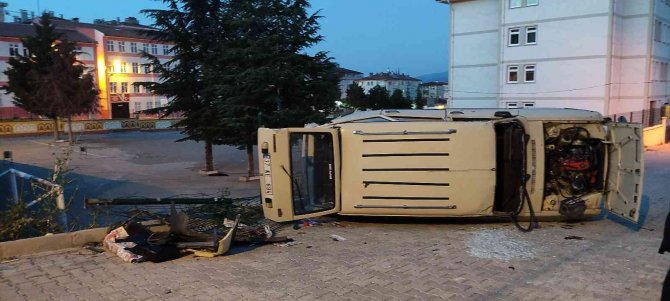 Kastamonu’da iki otomobil çarpıştı: 1 yaralı