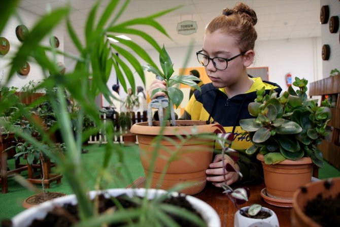 Öğrenciler "Tohum Kütüphanesi"yle ata tohumlarını geleceğe taşıyor