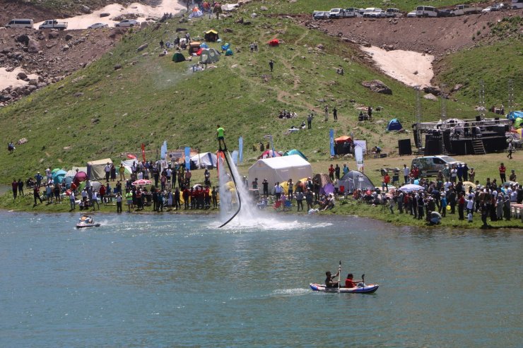Terörden arındırılan Sat Buzul Gölleri 4'üncü festivale ev sahipliği yapıyor