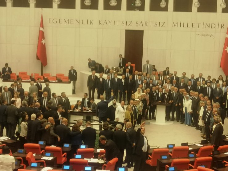 Torba teklif, TBMM Genel Kurulu'nda kabul edildi