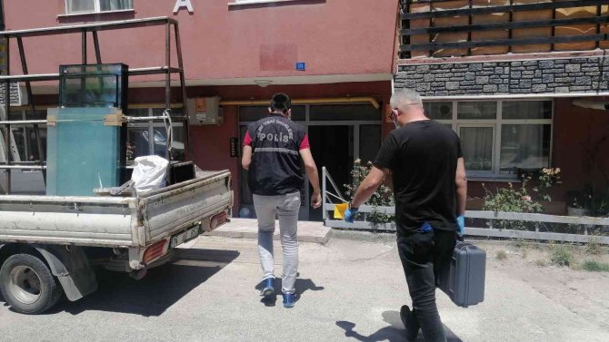 3 gündür haber alınamayan şahıs evinde ölü bulundu
