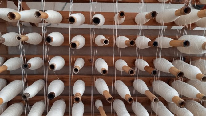 İlerleyen yaşına rağmen mesleğini sürdürüyor