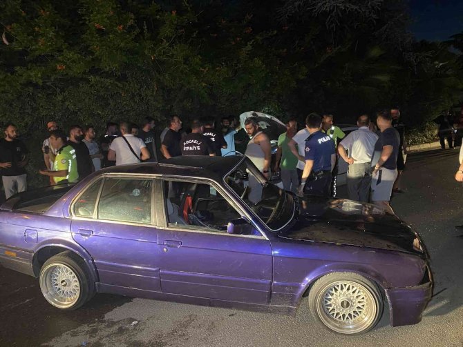 İki otomobil çarpıştı: 1’i ağır 2 yaralı