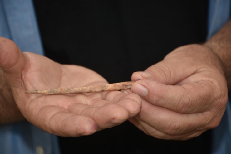  İzmir'in ilk kadınları dikim için bu aletleri kullanıyordu