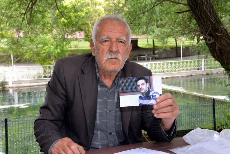 Komşusunun oğlu ile öldürülen Erhan'ın babası: Çifte infaz faili meçhul kaldı