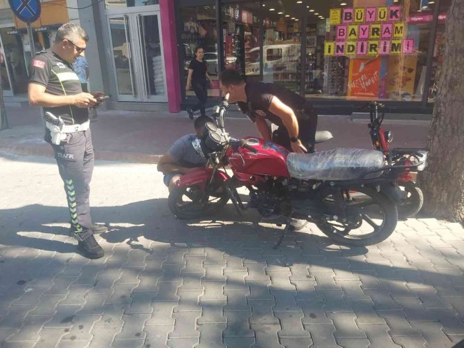 Kural tanımayan motosikletlere göz açtırılmıyor