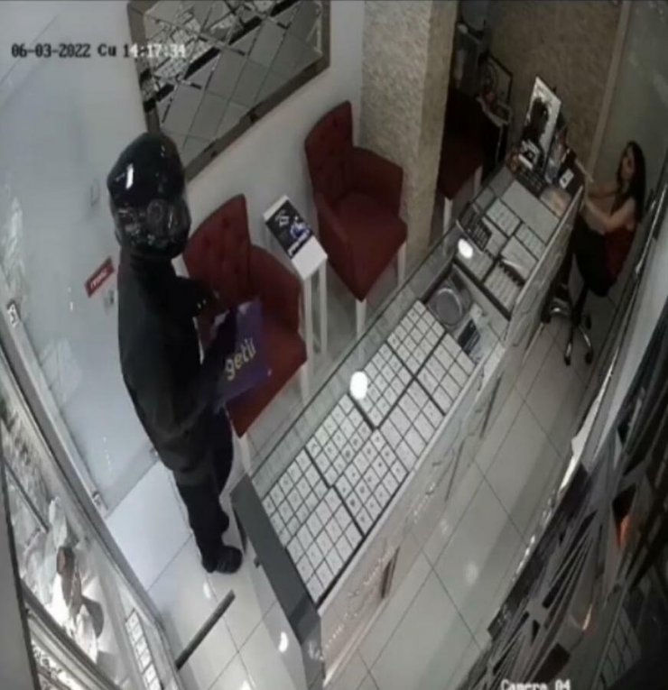 Kuyumcu soygun girişimini şüphelisi 1 ay sonra yakalandı  