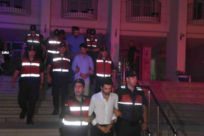 Silahla vurduktan sonra cesedi yakıp asitle eritmeye çalışmışlar