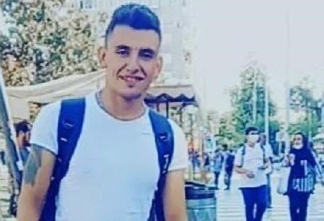 Sokak ortasında bıçaklanan İbrahim, hastanede öldü