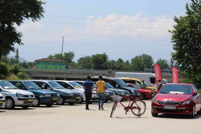 Sosyal medya otomotiv sektörünü etkiliyor
