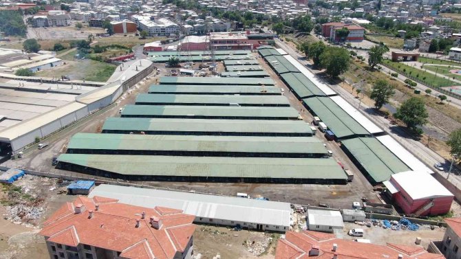 Vatandaşlar kurbanlık alımı için son günü bekliyor