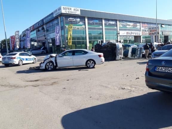 Ankara'da Oto Sanayi'de kaza: 3 yaralı 