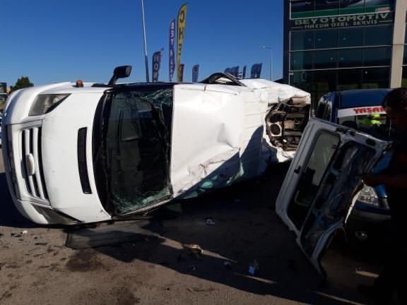 Ankara'da Oto Sanayi'de kaza: 3 yaralı 