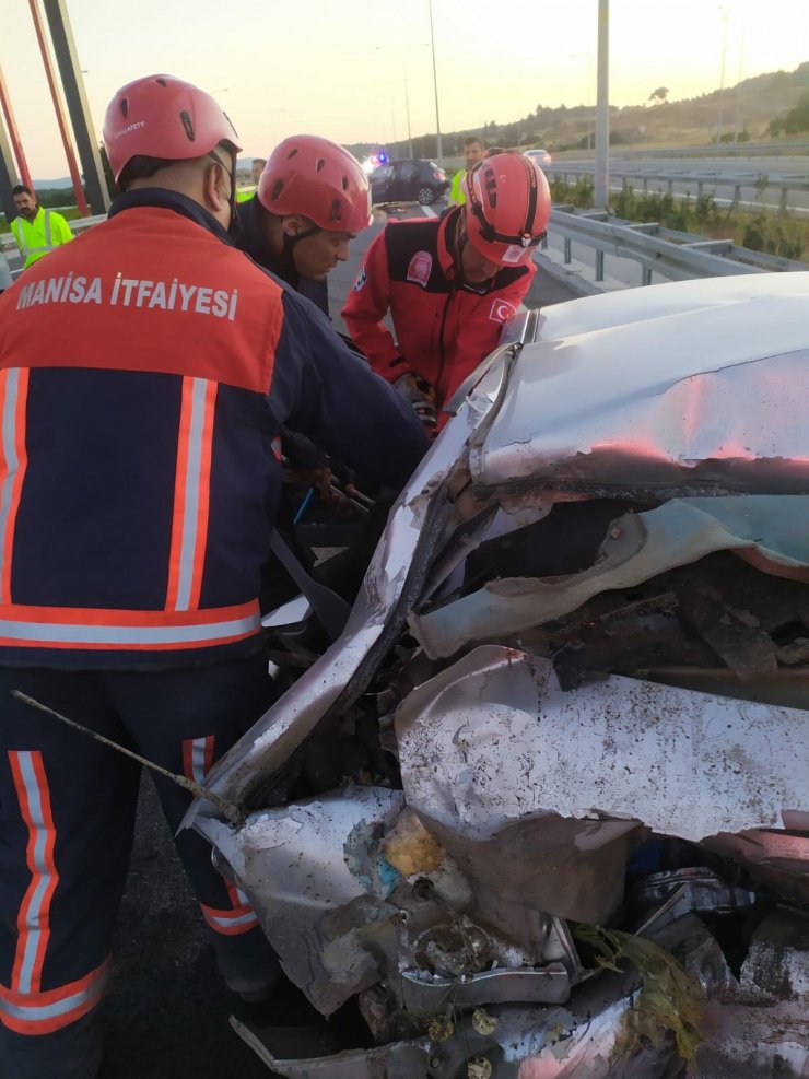 Balıkesir'de katliam gibi kaza: 2'si çocuk 5 ölü, 2 yaralı