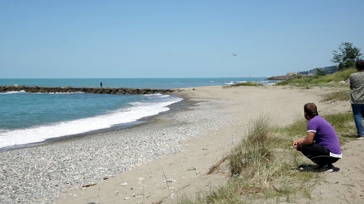 Denizde kaybolan İsmail aranıyor; ekiplerin uyarısını dikkate almamış