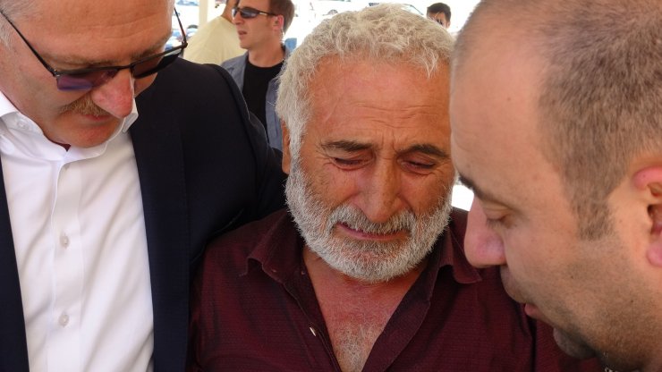 Kazada ölen Betül öğretmen ile eşi son yolculuklarına uğurlandı