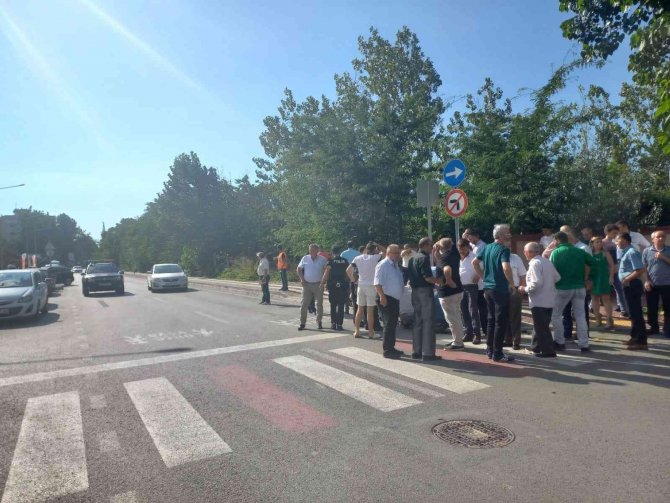 Motosiklet sürücüsü ölümden döndü