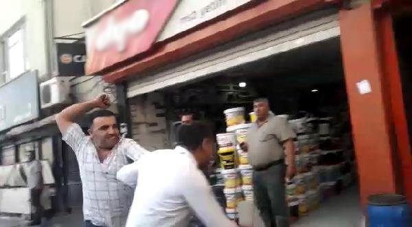 İki grup arasındaki kavga