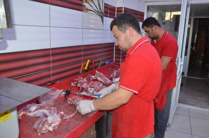 Kasaplarda bayram telaşı başladı