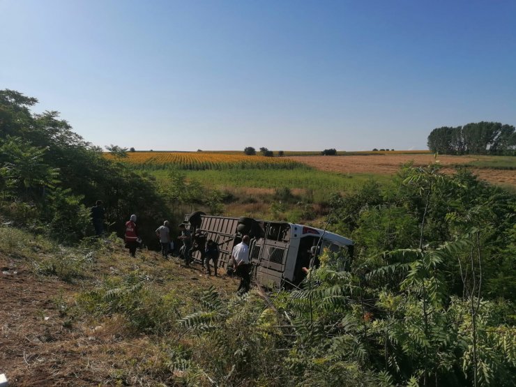 Kırklareli'de yolcu otobüsü devrildi: 6 ölü, 25 yaralı