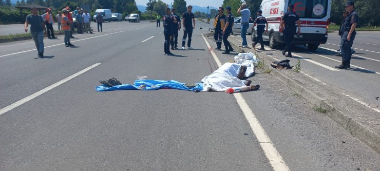 Otomobilin çarptığı motosikletin sürücüsü öldü