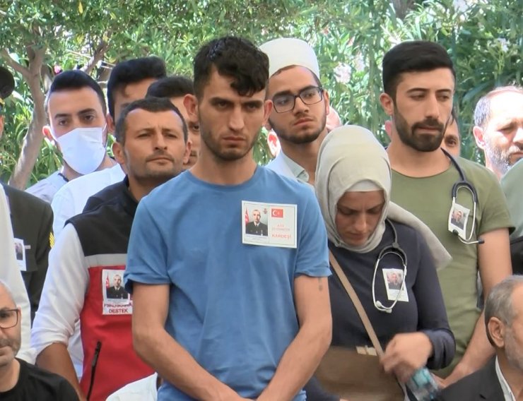 Şehit Uzman Çavuş Enes Özgül son yolculuğuna uğurlandı