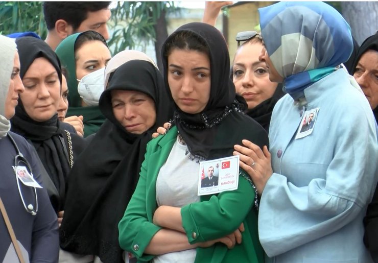 Şehit Uzman Çavuş Enes Özgül son yolculuğuna uğurlandı