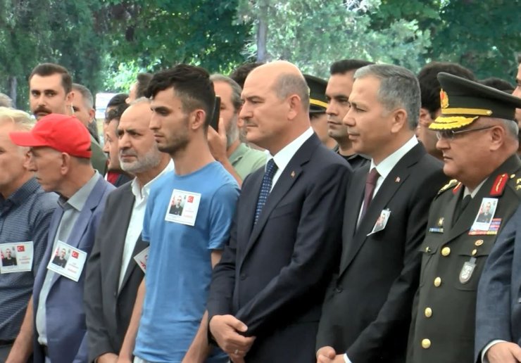 Şehit Uzman Çavuş Enes Özgül son yolculuğuna uğurlandı