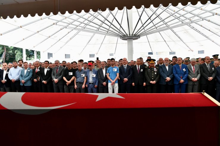 Şehit Uzman Çavuş Enes Özgül son yolculuğuna uğurlandı